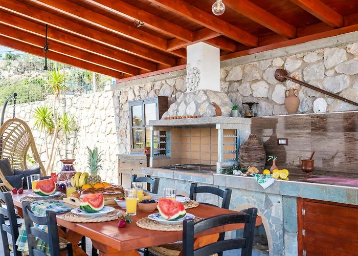 Blue Bay , First Floor Apartment Archangelos (Rhodes)