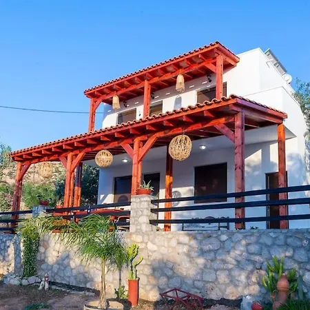 Blue Bay , First Floor Apartment *